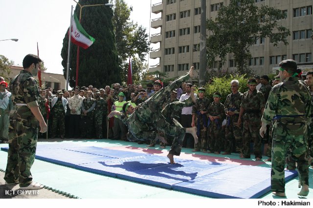 تجمع بسیجیان