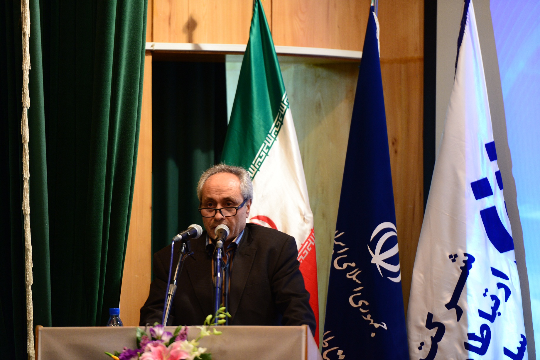 محمود خسروی