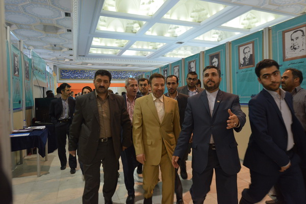 دکتر واعظی