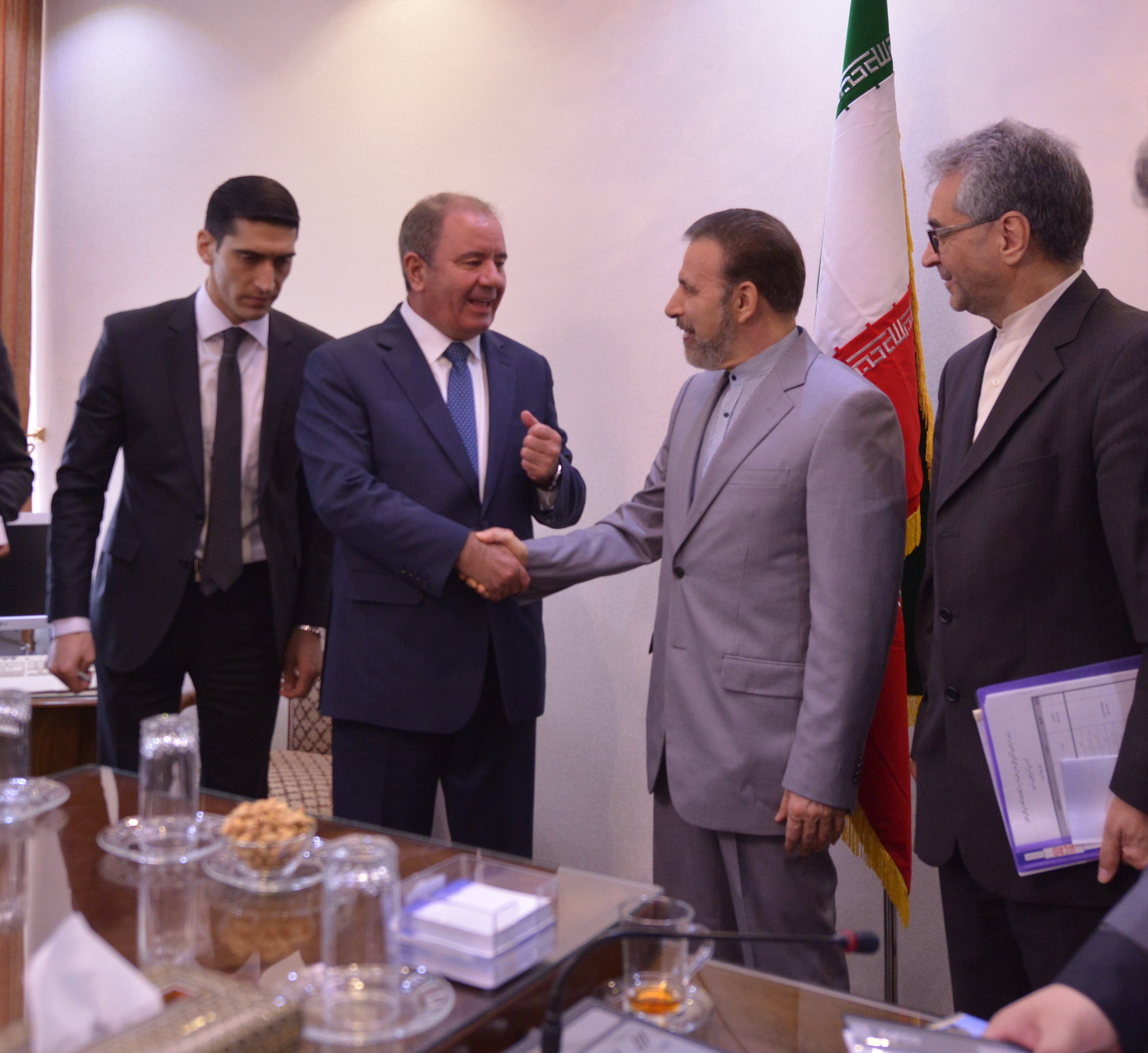 دیدار دکتر واعظی با همتای آذربایجانی خود