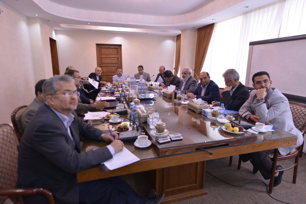 نشست کمیته بررسی تششعات رادیویی93/4/3