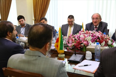 دیدار با ریس مجلس ایرلند