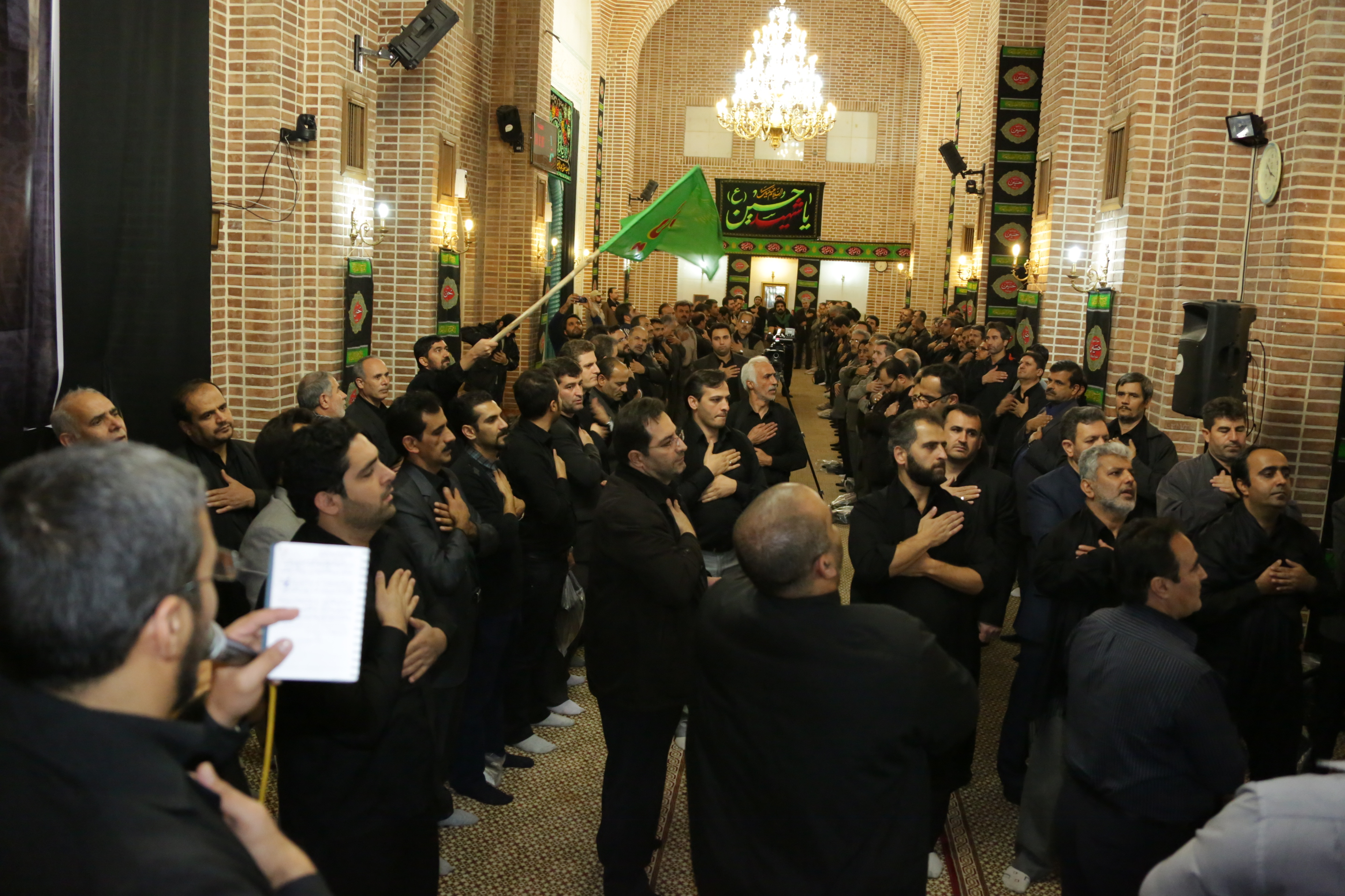 مراسم عزاداری و سینه زنی در وزارت ارتباطات