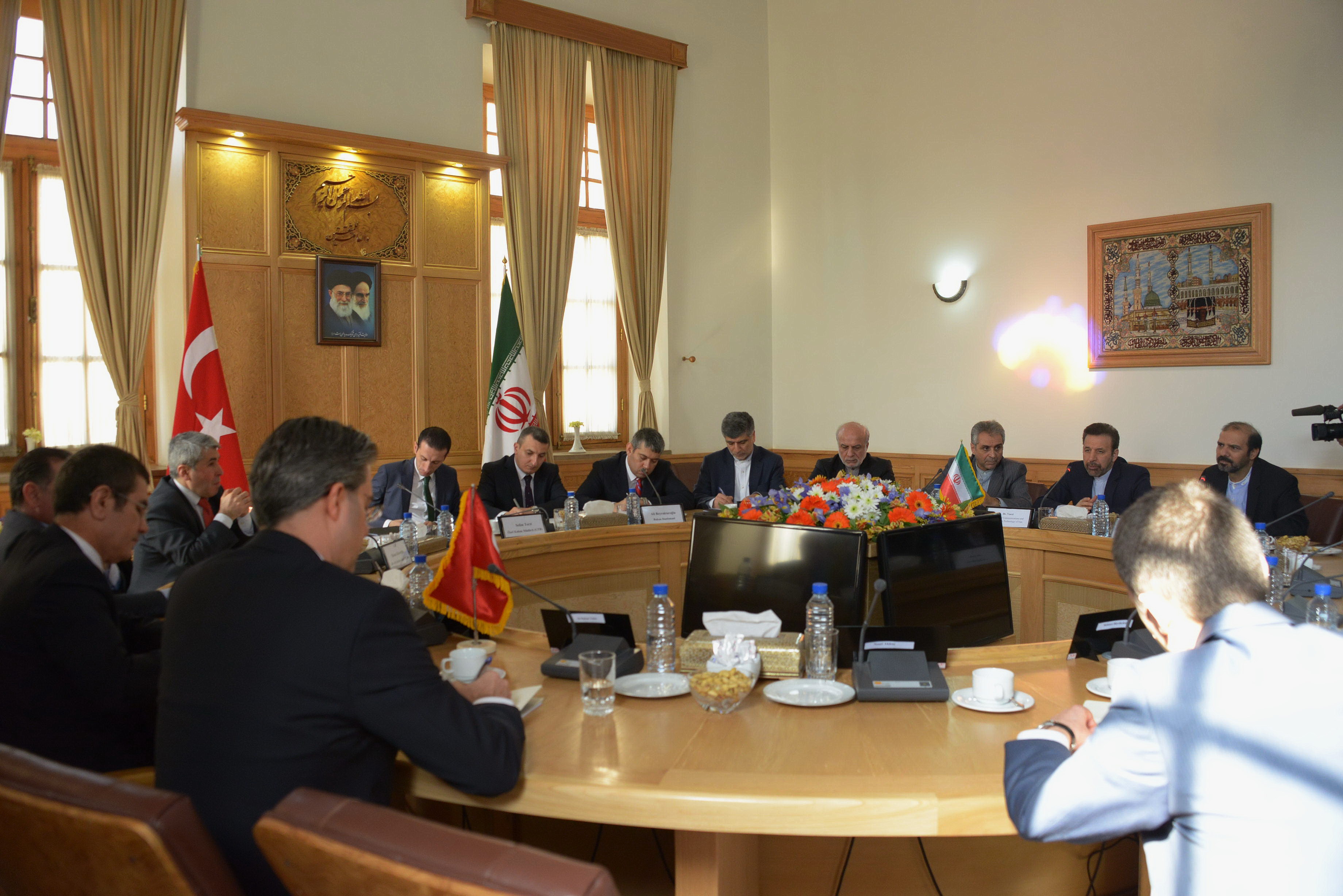 دیدار دکتر واعظی با نورالدین جانیکلی وزیر گمرک و تجارت ترکیه