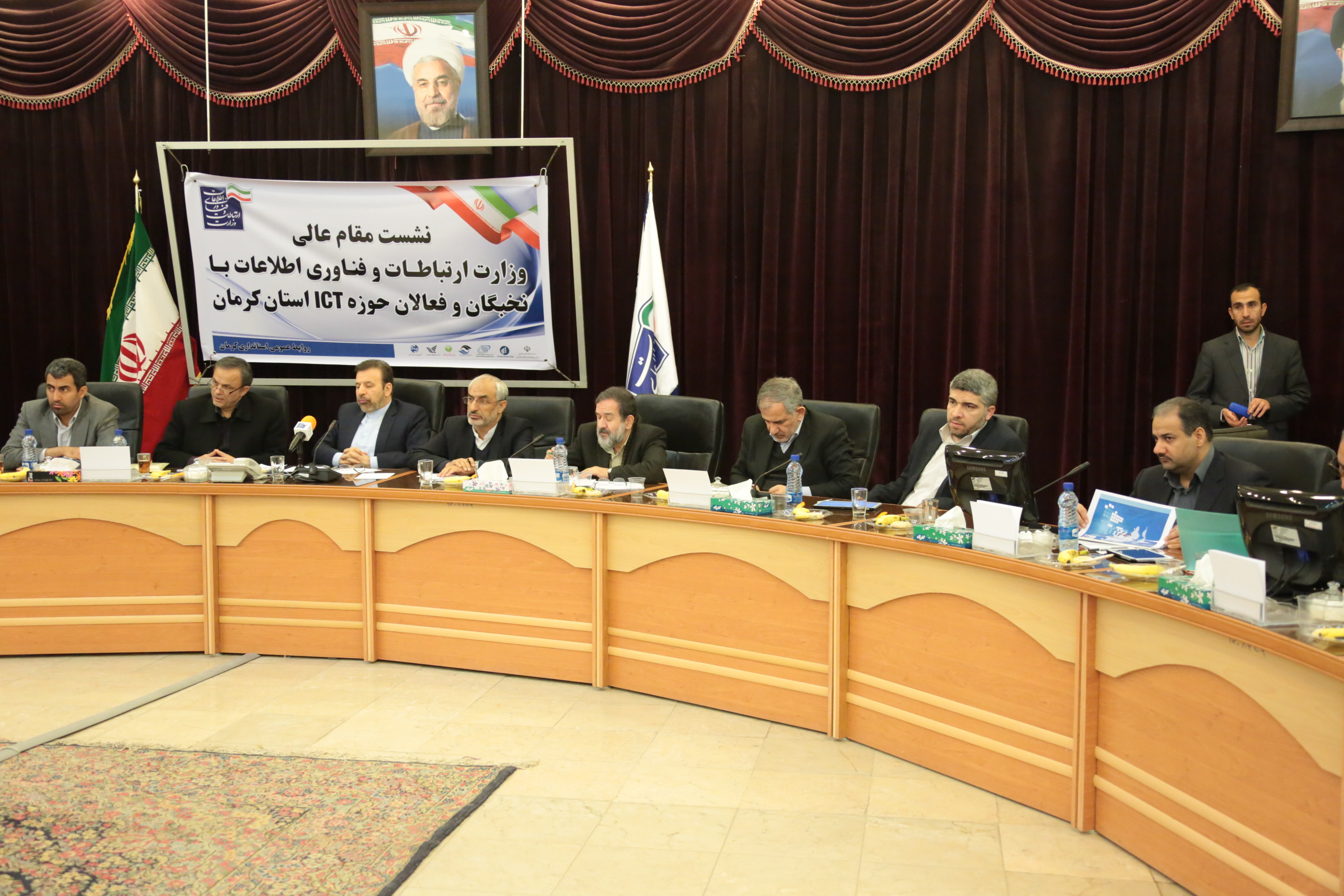 گزارش تصویری سفر دکتر واعظی وزیر ارتباطات و فناوری اطلاعات به استان کرمان