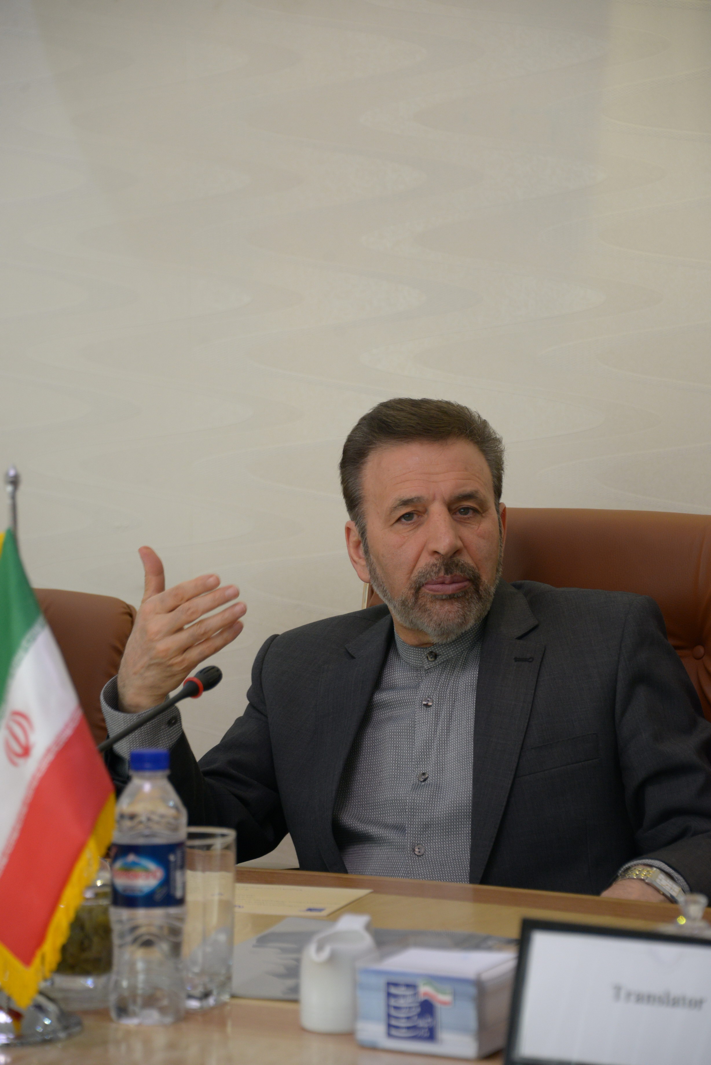 زیر ارتباطات و فناوری اطلاعات ایران با وزیر ارتباطات، علوم و فناوری اطلاعات تانزانیا