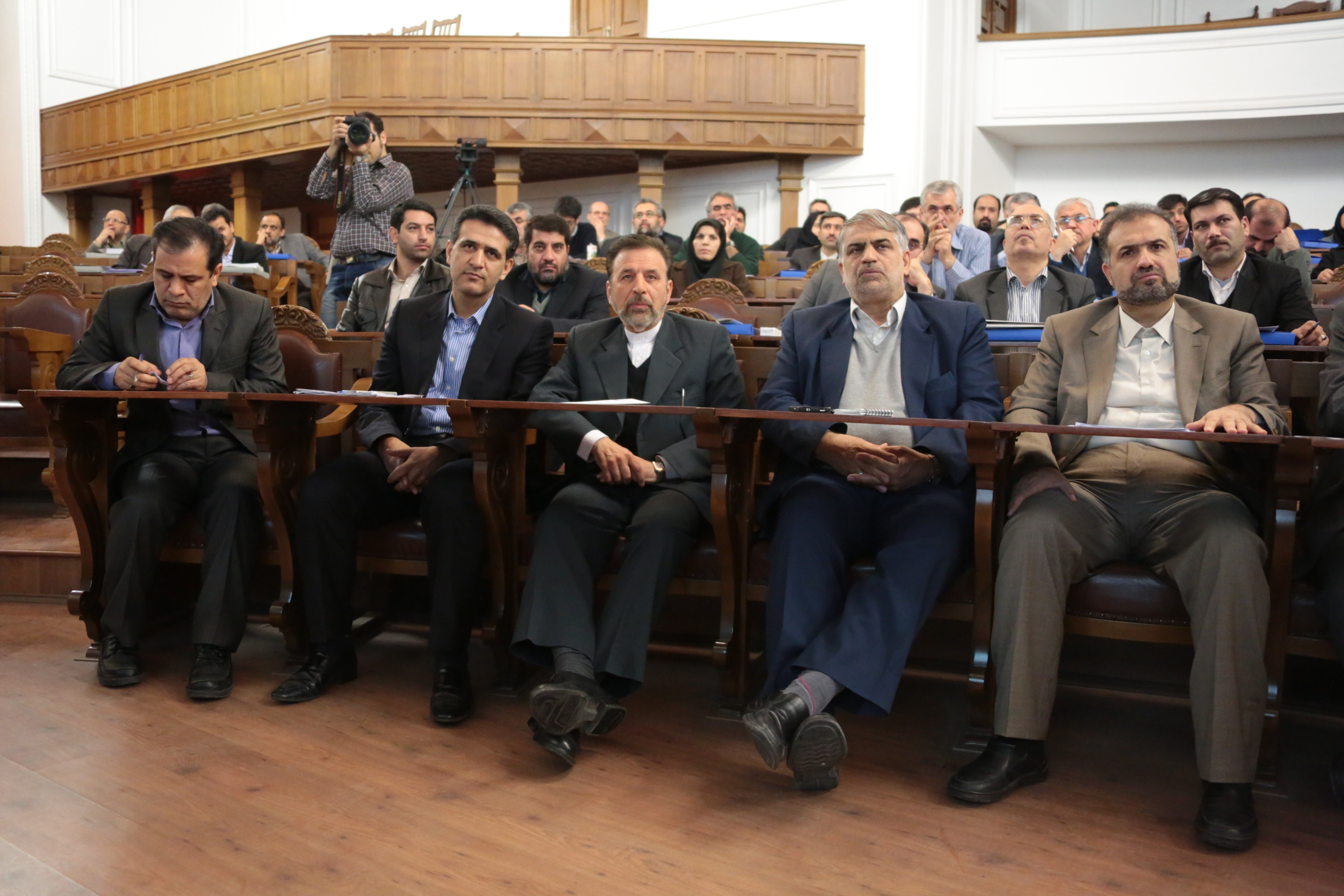 حضور وزیر ارتباطات در همایش سیاست های فناوری و نوآوری برنامه ششم توسعه