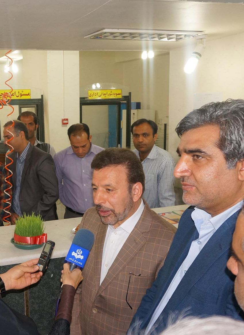حضور وزیر ارتباطات در روز اول فروردین در بوشهر
