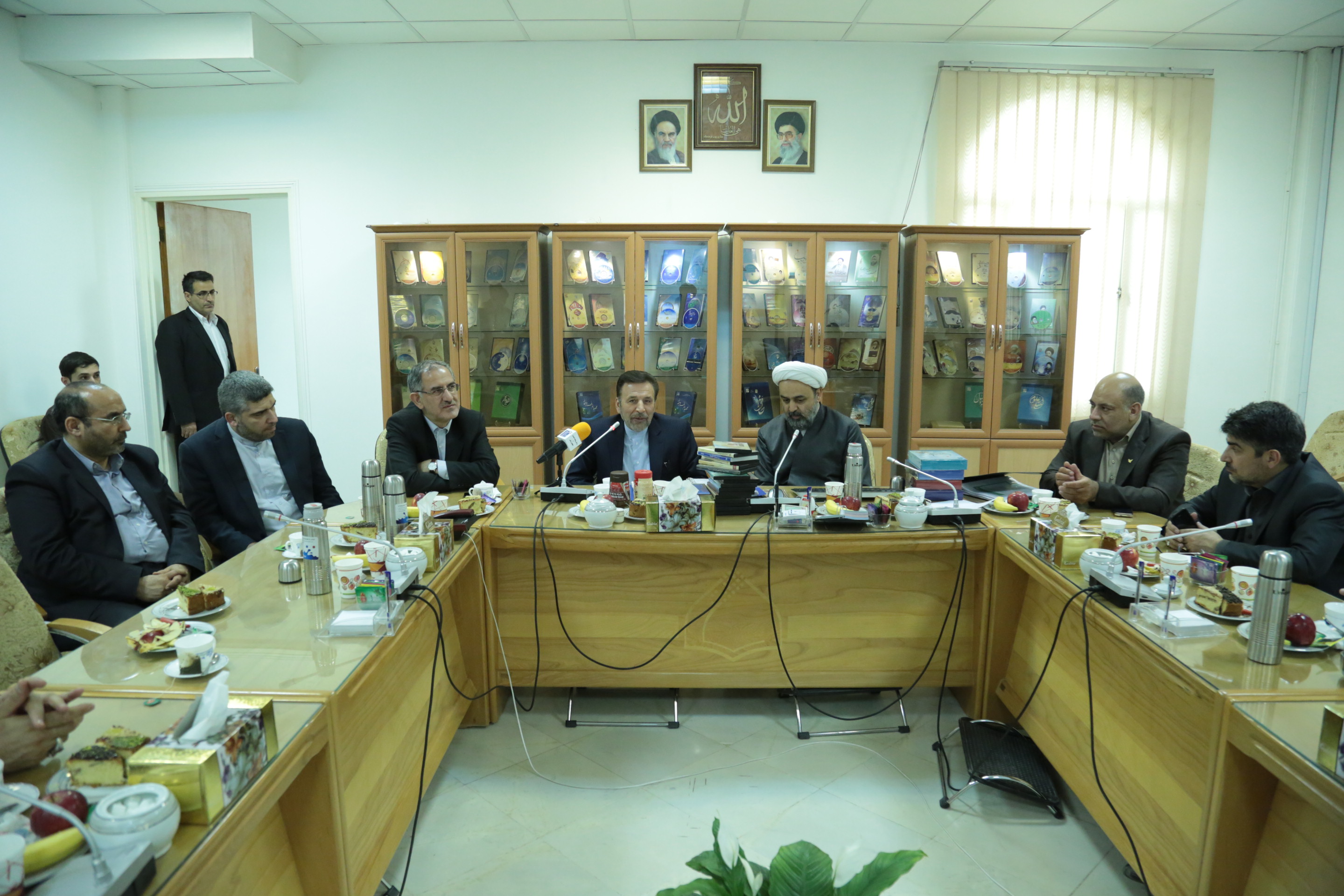 وزیر ارتباطات وفناوری اطلاعات در افتتاح شبکه  پهن بانداستان  قم
