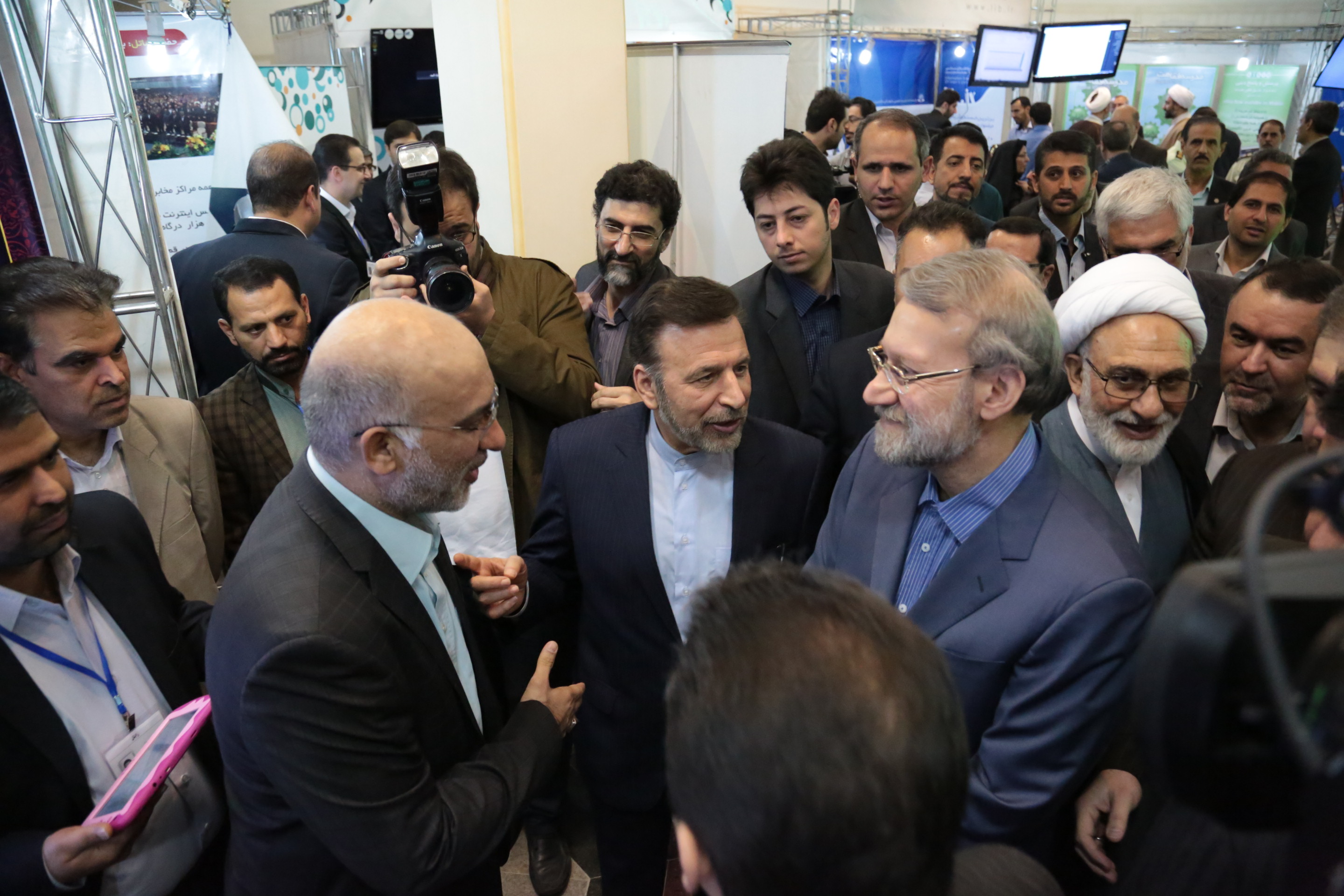 وزیر ارتباطات وفناوری اطلاعات در افتتاح شبکه  پهن بانداستان  قم