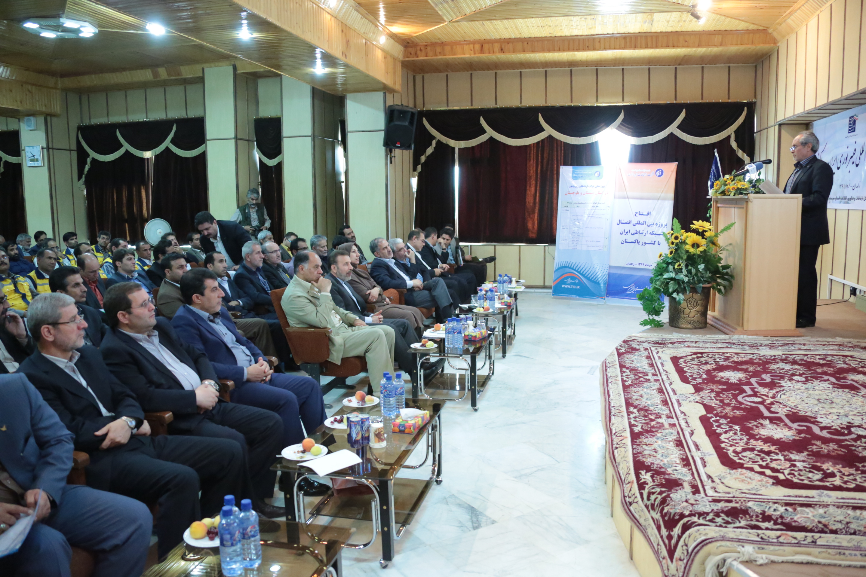 وزیر ارتباطات در افتتاحات استان سیستان و بلوچستان