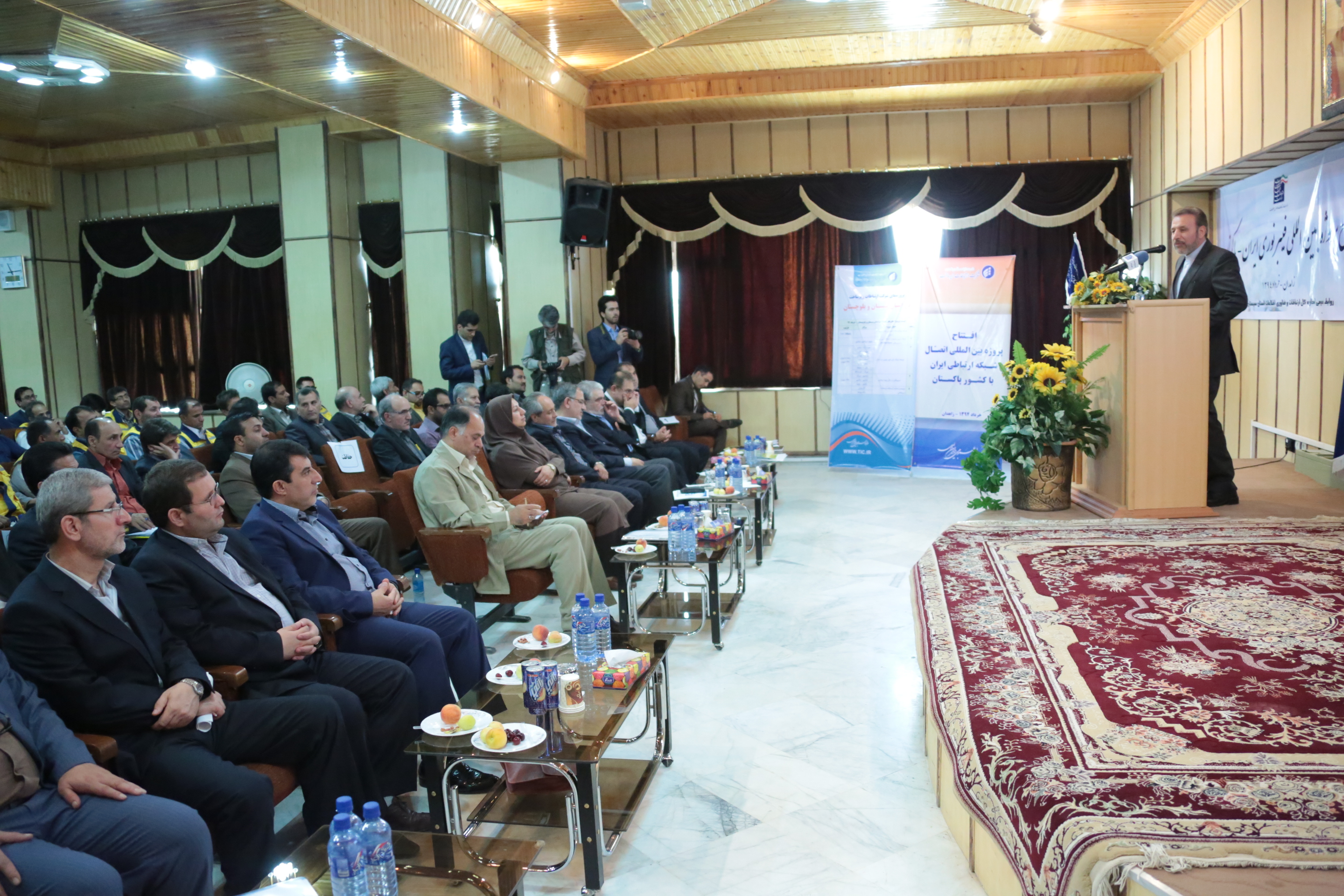 وزیر ارتباطات در افتتاحات استان سیستان و بلوچستان