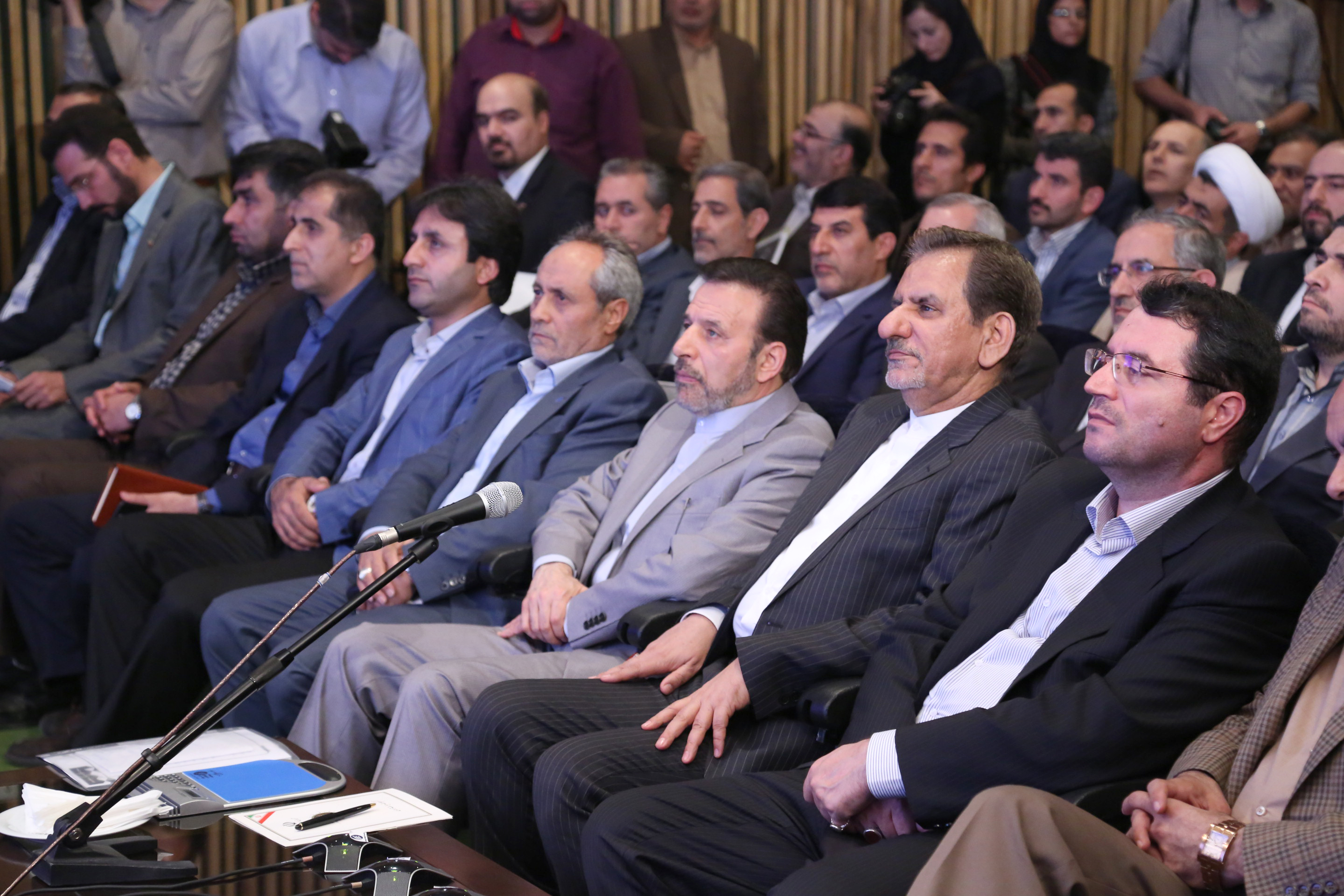 معاون اول رییس جمهور به همراه وزیر ارتباطات در مراسم افتتاح پروژه زیرساختی "تلاش"