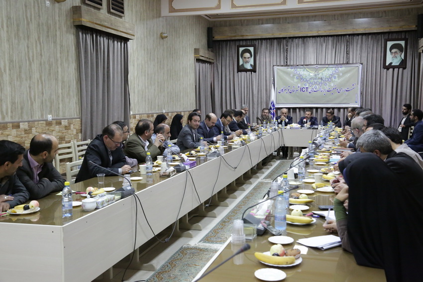 سفر وزیر ارتباطات به استان همدان