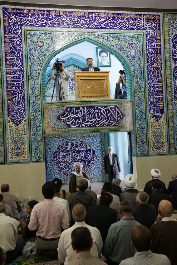 سفر وزیر ارتباطات به استان همدان