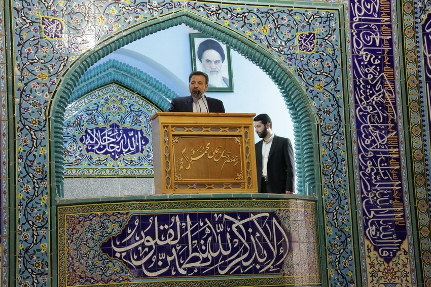 سفر وزیر ارتباطات به استان همدان