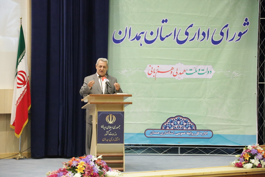 سفر وزیر ارتباطات به استان همدان