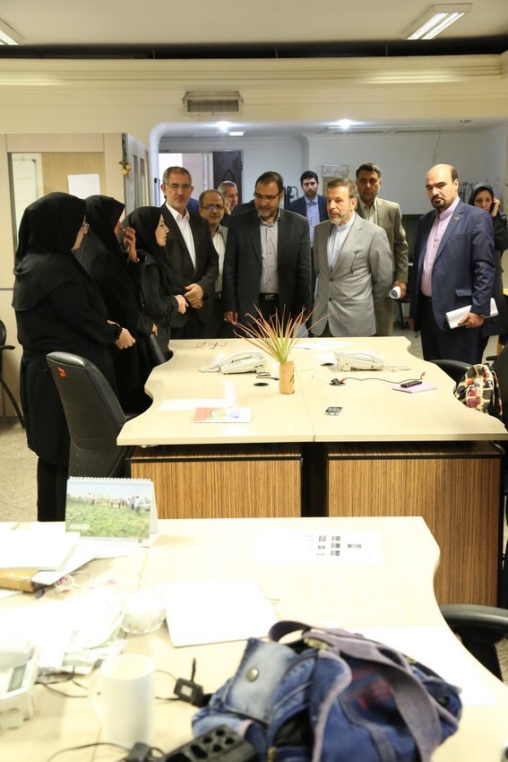 وزیر ارتباطات در بازدید از خبرگزاری ایسنا