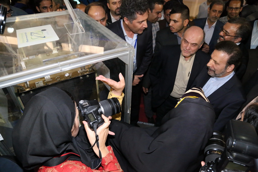 بازدید وزیر ارتباطات از تلکام 2015
