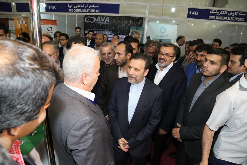 بازدید وزیر ارتباطات از تلکام 2015