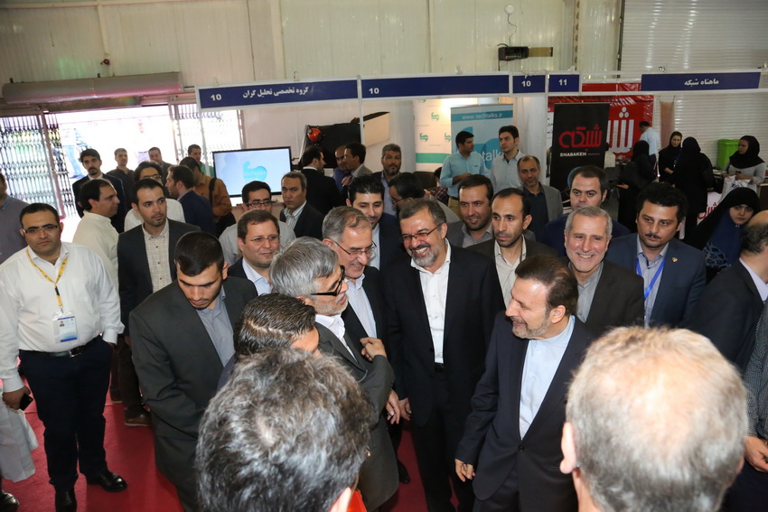 بازدید وزیر ارتباطات از تلکام 2015