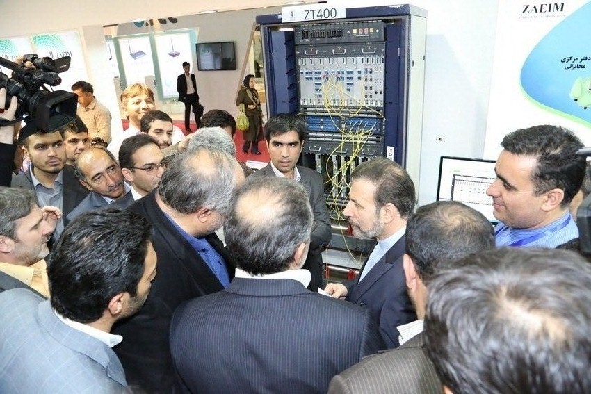 بازدید وزیر ارتباطات از تلکام 2015
