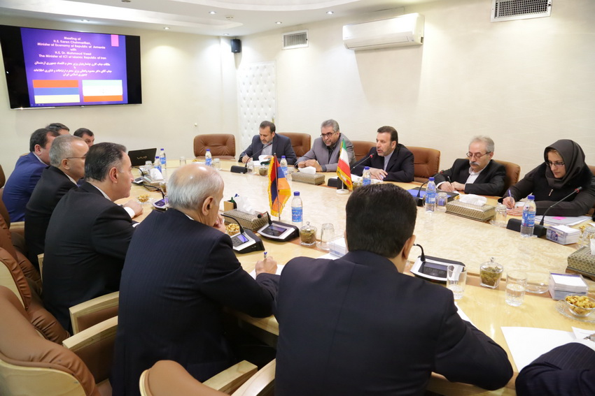 دیدار وزیر ارتباطات و فناوری اطلاعات با وزیر اقتصاد ارمنستان