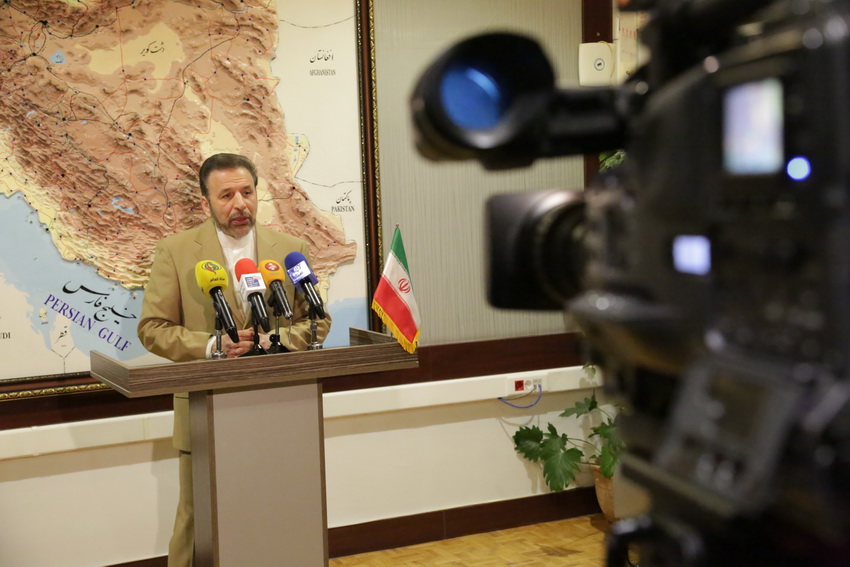 نشست دکتر واعظی و وزیر توسعه مجارستان