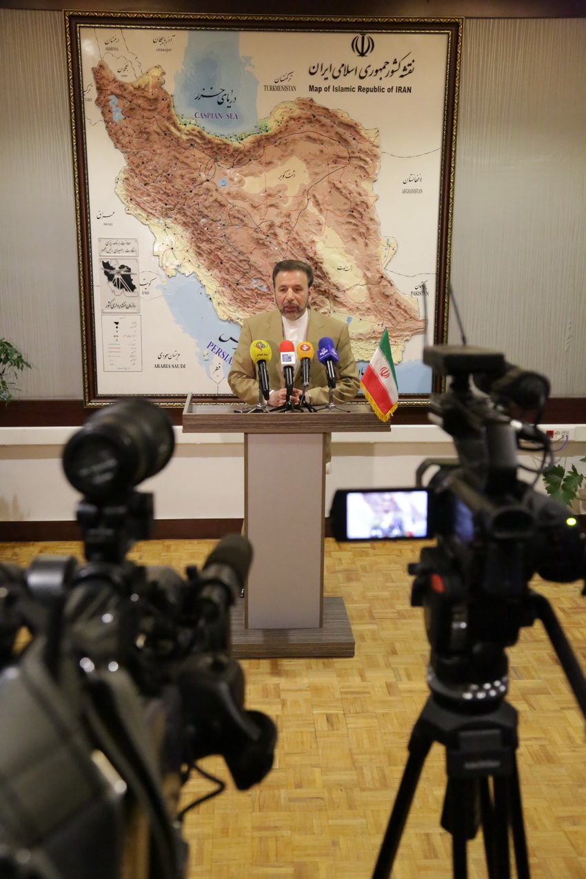 نشست دکتر واعظی و وزیر توسعه مجارستان