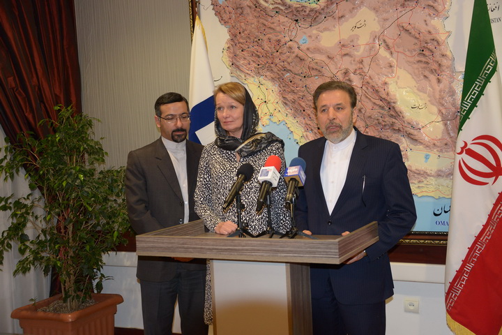 دیدار دکتر واعظی با  وزیر توسعه و تجارت خارجی فنلاند