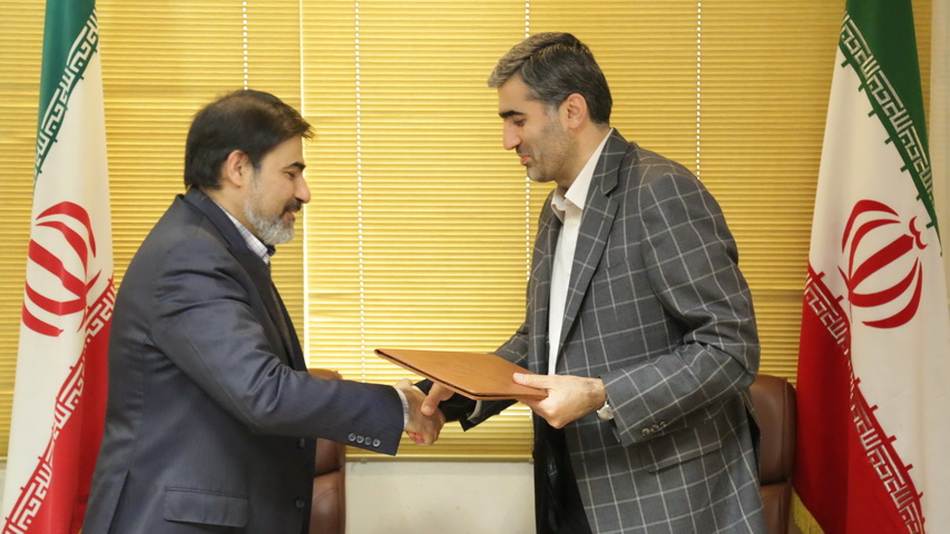 توافقنامه همکاری مشترک وزارت ارتباطات و فناوری اطلاعات و صندوق کار افرینی امید