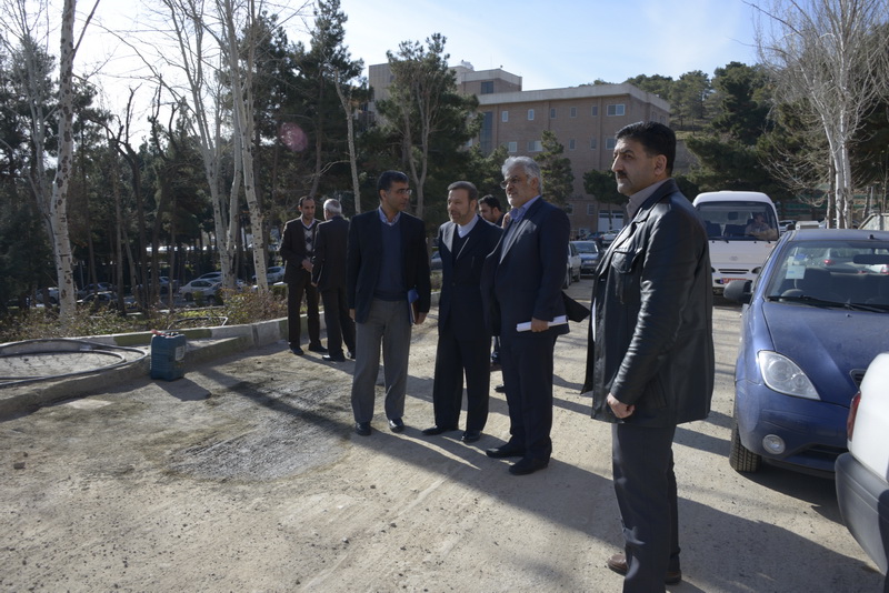 بازدید دکتر واعظی ازدانشگاه شهید بهشتی و پژوهشکده ها