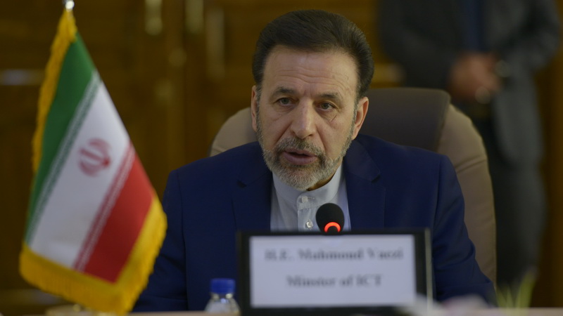 دیدار دکتر واعظی با وزیر صنعت و فناوری چین
