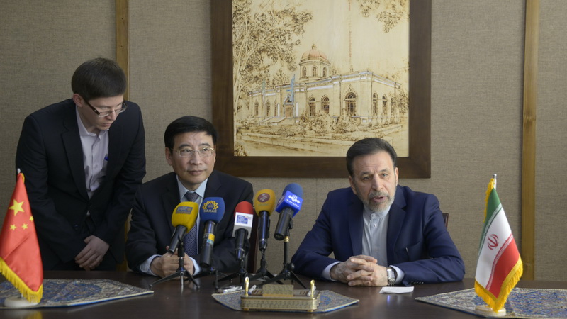 دیدار دکتر واعظی با وزیر صنعت و فناوری چین