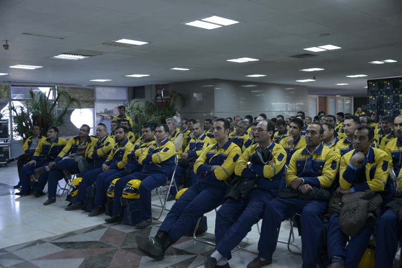 دکتر واعظی درجمع نامه رسانان شرکت پست