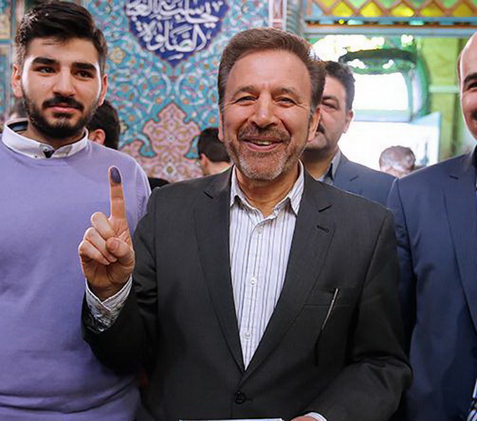 حضور دکتر واعظی در انتخابات و بازدید از وزارت کشور