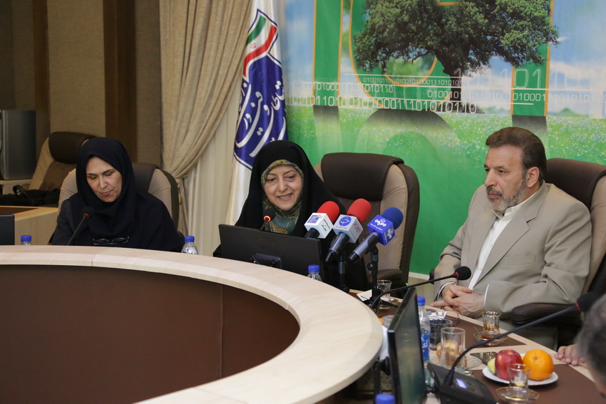 امضای تفاهم نامه همکاری میان وزارت ارتباطات و سازمان حفاظت محیط زیست