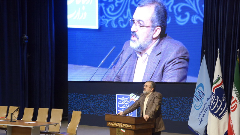 حضور دکتر واعظی در نشست تخصصی شبکه های اجتماعی و OTT