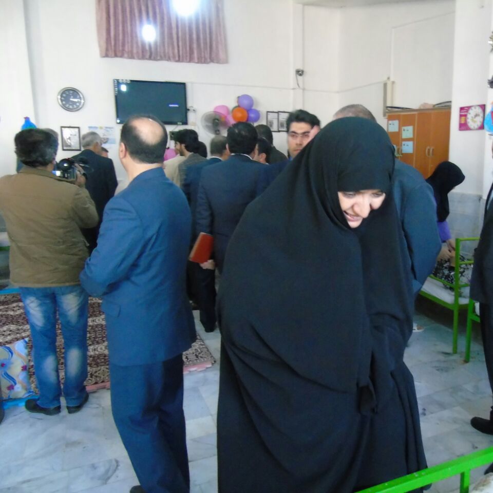 دیدار دکتر واعظی از موسسه خیریه شفیع زاده در استان مازندران