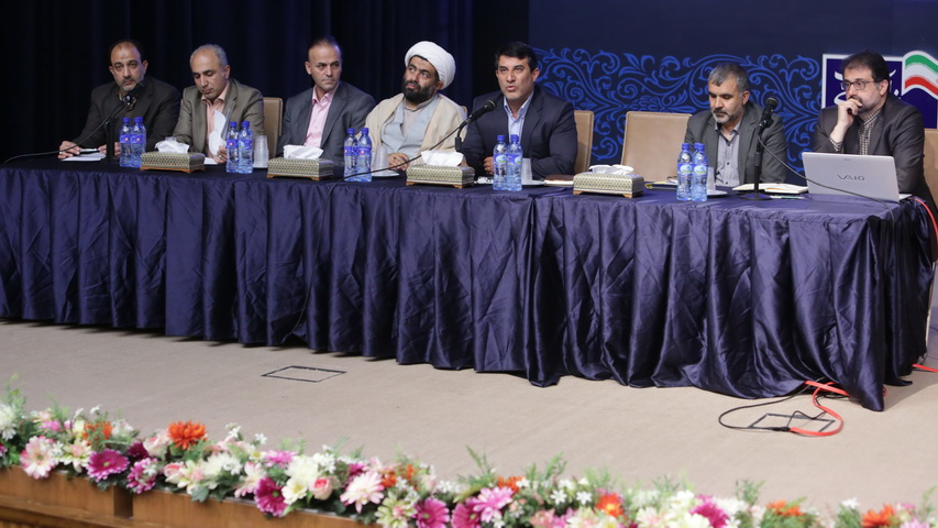 نشست معاونت توسعه مدیریت با کارکنان