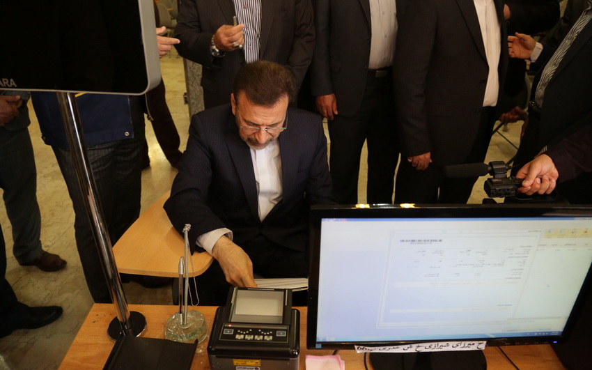 بازدید دکتر واعظی از منطقه پستی پانزده