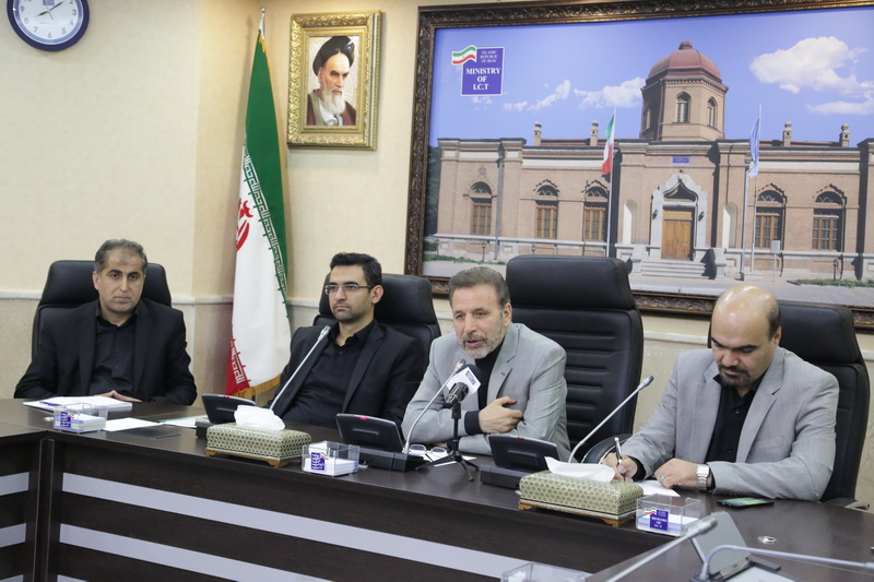 جلسه نشست هم اندیشی با مدیران مسول رسانه ها