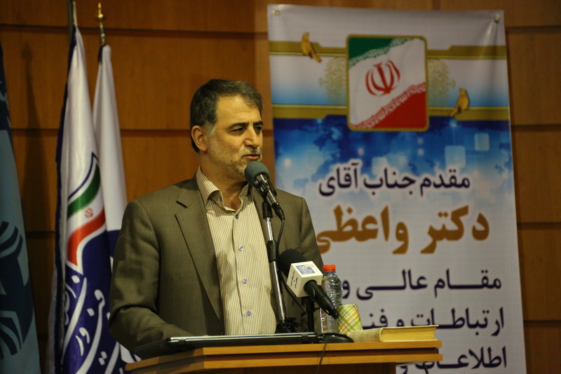 سفر دکتر واعظی به استان فارس