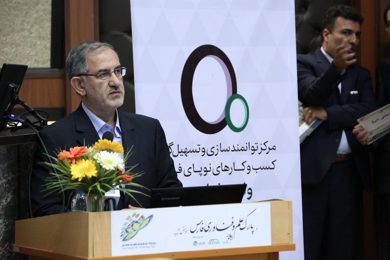 سفر دکتر واعظی به استان فارس