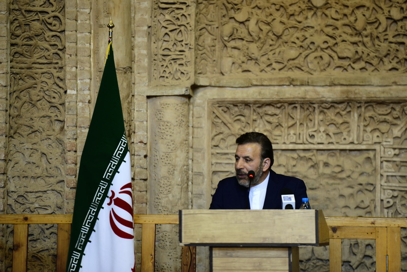 سفر دکتر واعظی به استان اصفهان