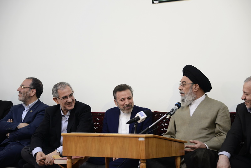 سفر دکتر واعظی به استان اصفهان