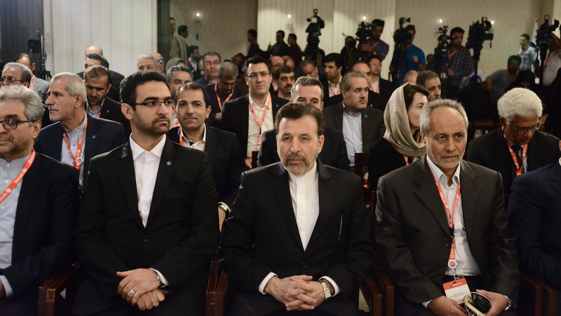 دکتر واعظی در همایش ایران کانکت 2016