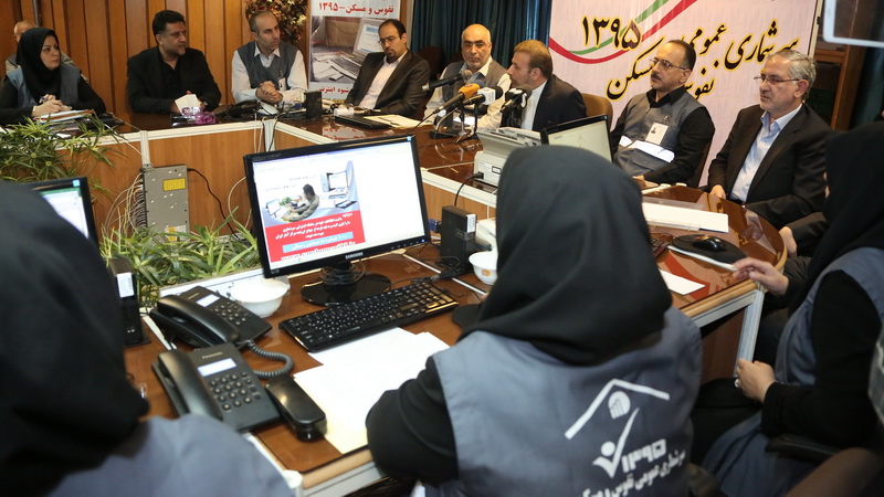 بازدید دکتر واعظی از مرکز امار ایران