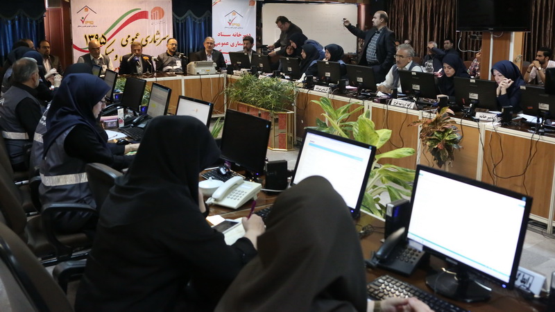 بازدید دکتر واعظی از مرکز امار ایران