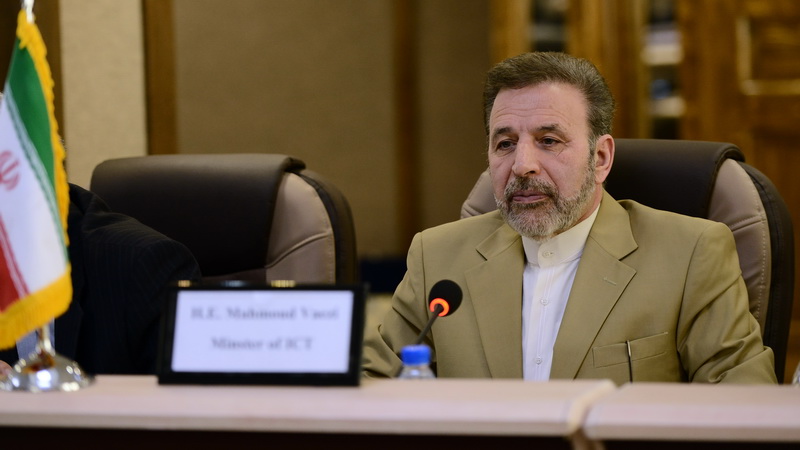 دیدار دکتر واعظی با وزیر صنعت و تجارت مالزی